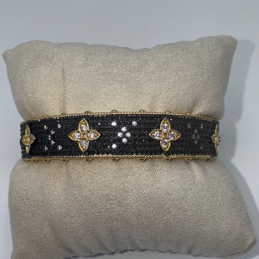 Venetian Sapphire Bangle - Picture 7 of 12